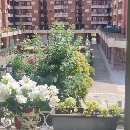 Alojamiento Oviedo 3 Con Parking Exterior foto